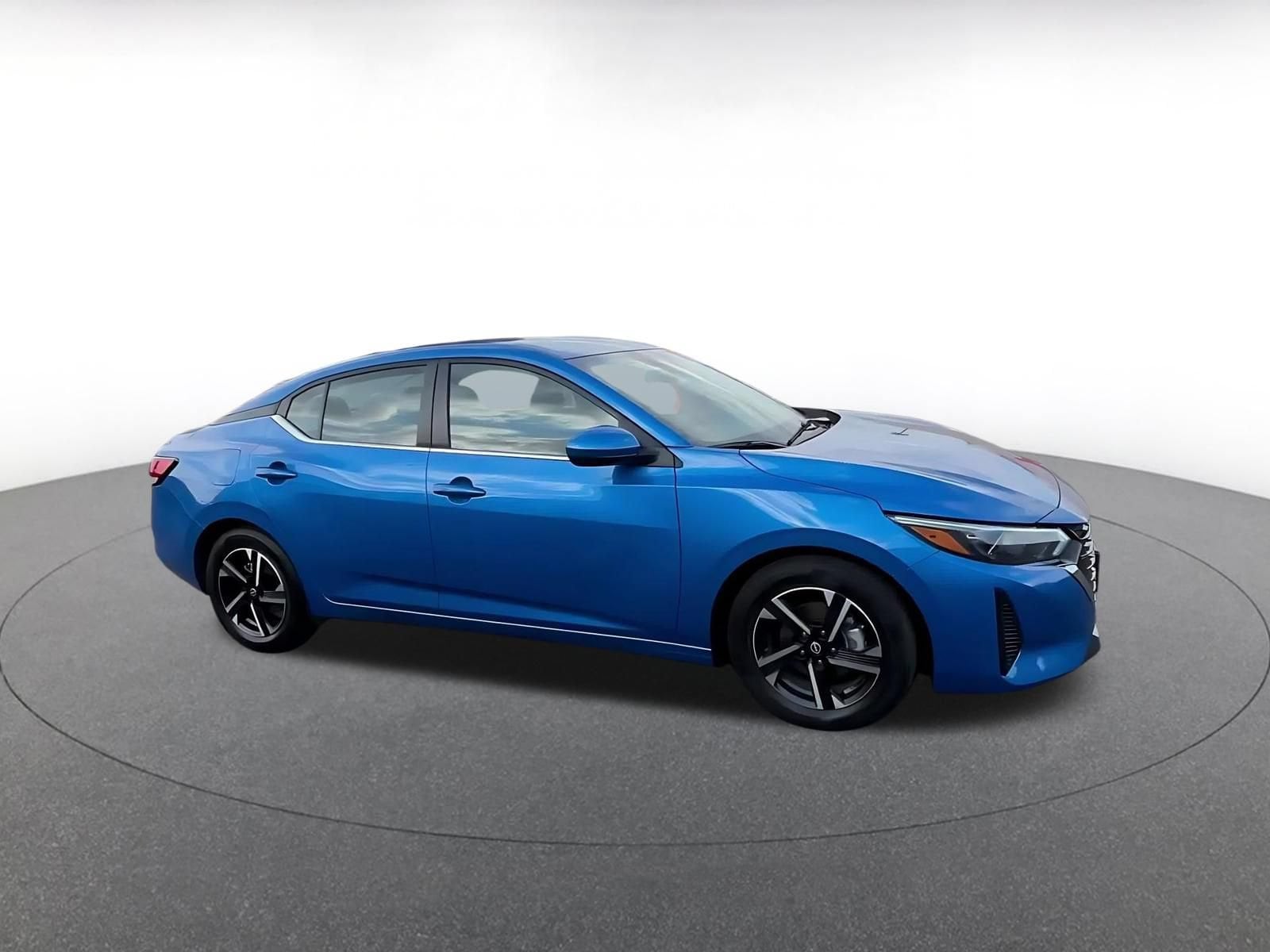 Thumbnail: 2025 Nissan Sentra - 2