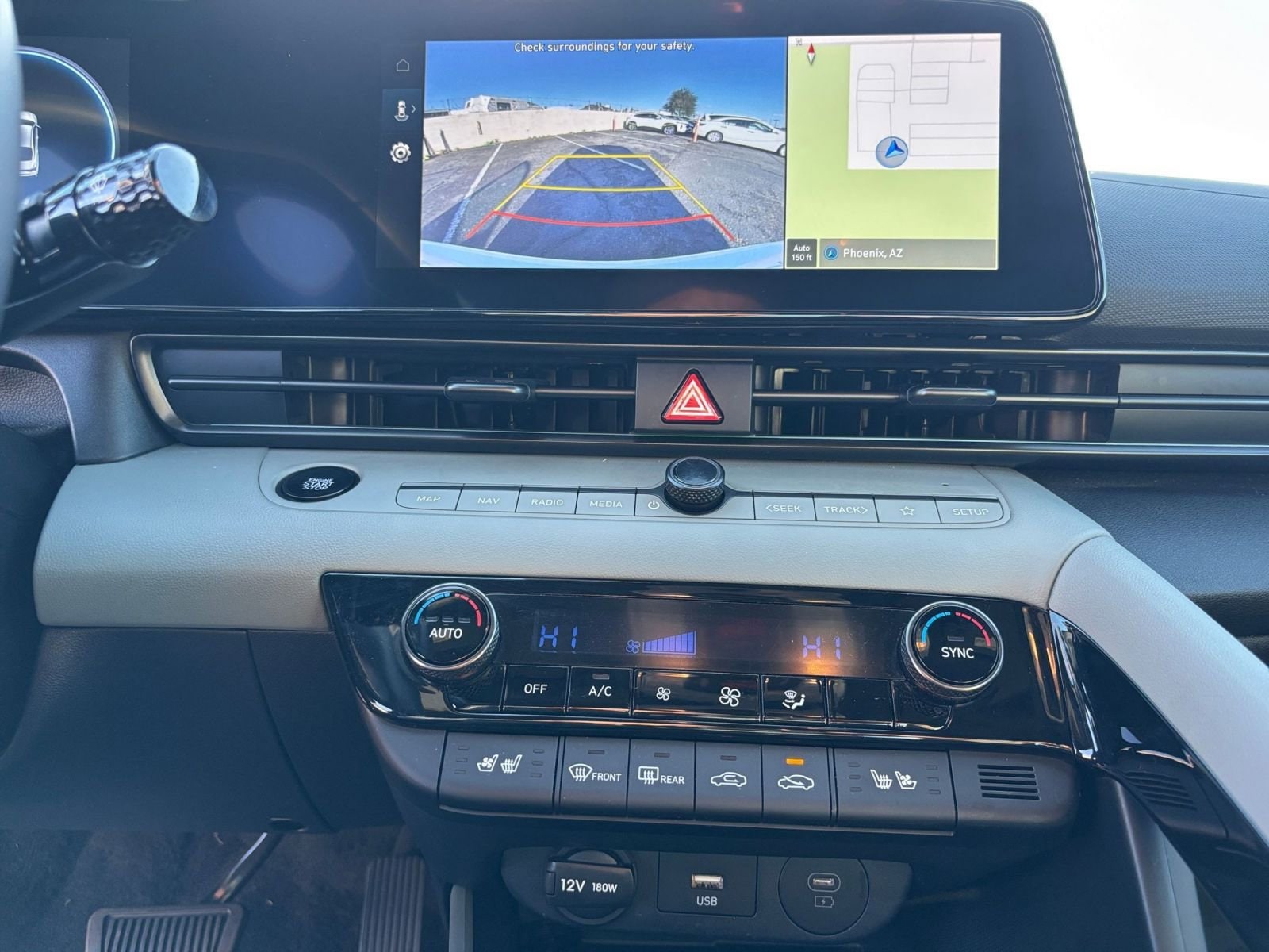 Thumbnail: 2025 Hyundai Elantra - 18