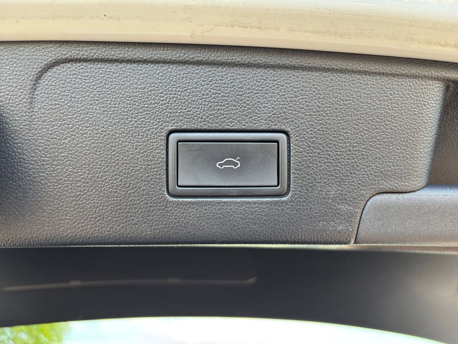 Thumbnail: 2025 Volkswagen Atlas - 23