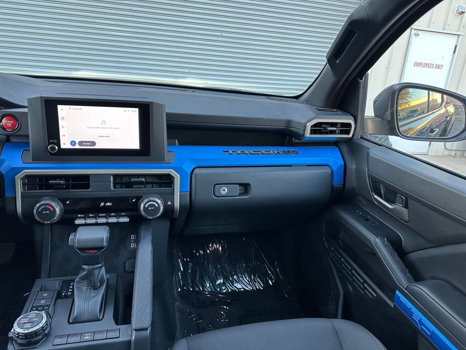 Thumbnail: 2025 Toyota Tacoma - 33