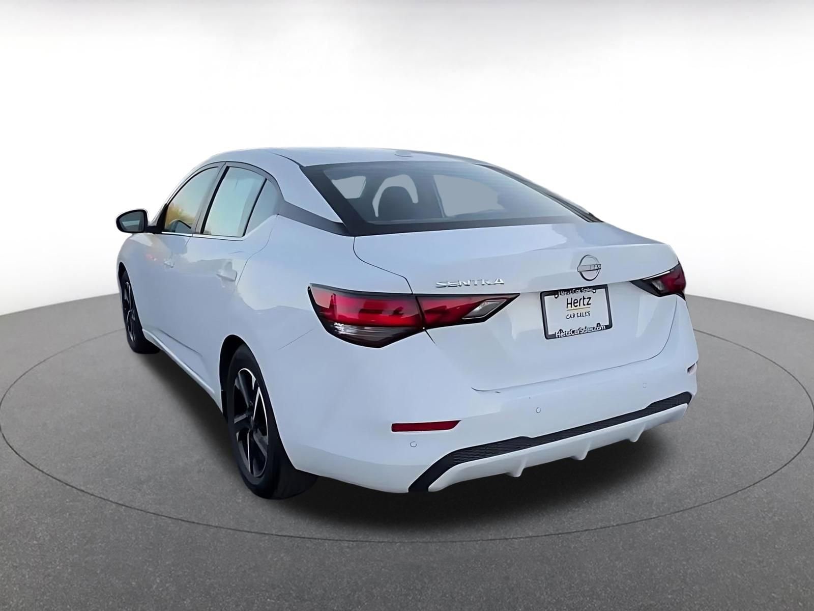 Thumbnail: 2025 Nissan Sentra - 11