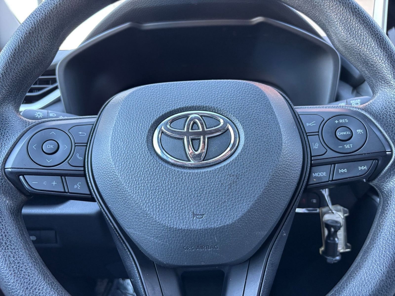 Thumbnail: 2025 Toyota RAV4 - 27