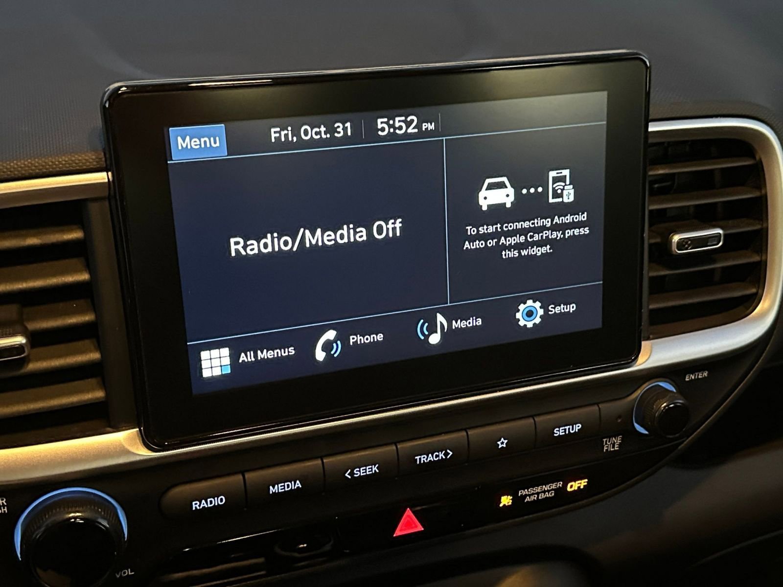 Thumbnail: 2025 Hyundai Venue - 21