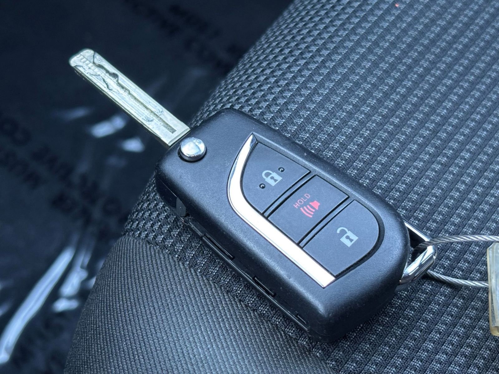 Thumbnail: 2025 Toyota RAV4 - 22