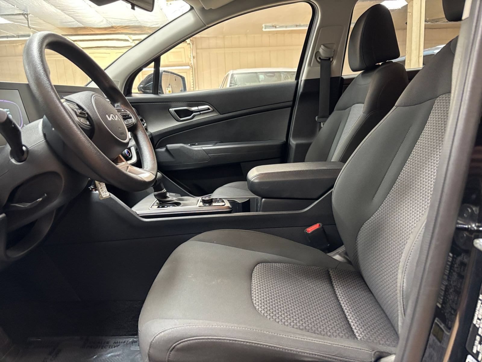Thumbnail: 2025 Kia Sportage - 25