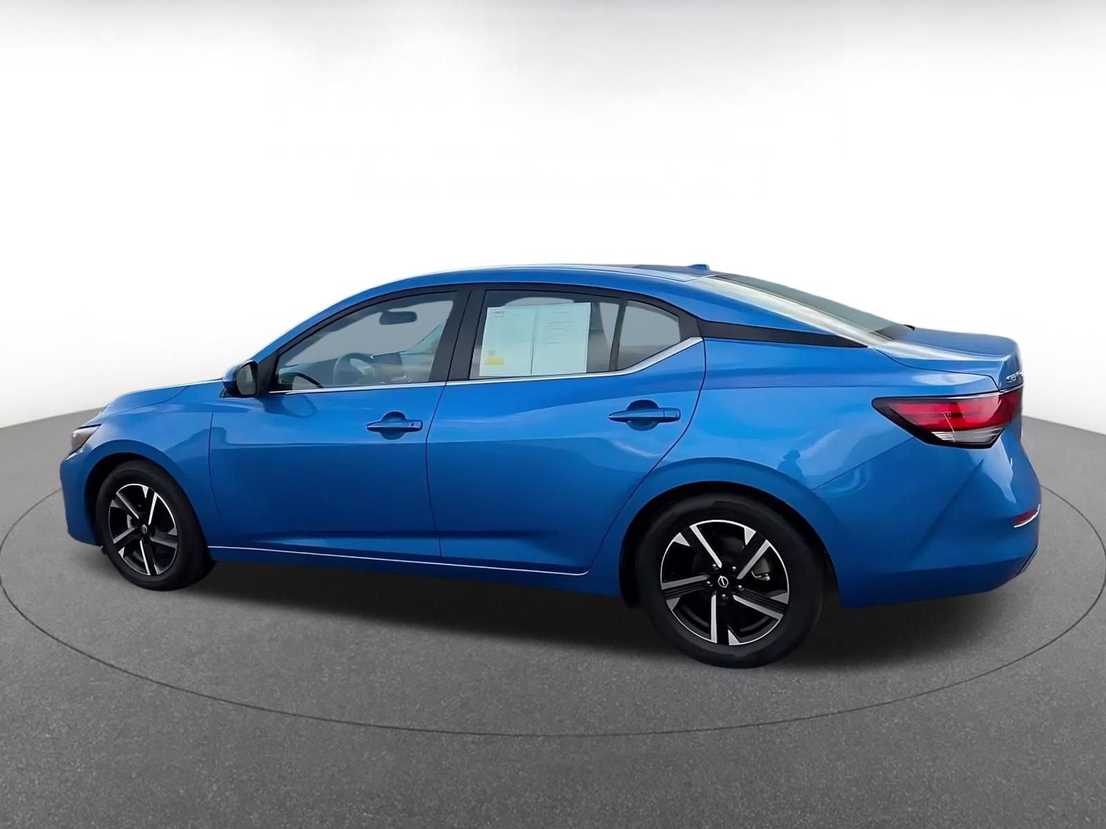 Thumbnail: 2025 Nissan Sentra - 10
