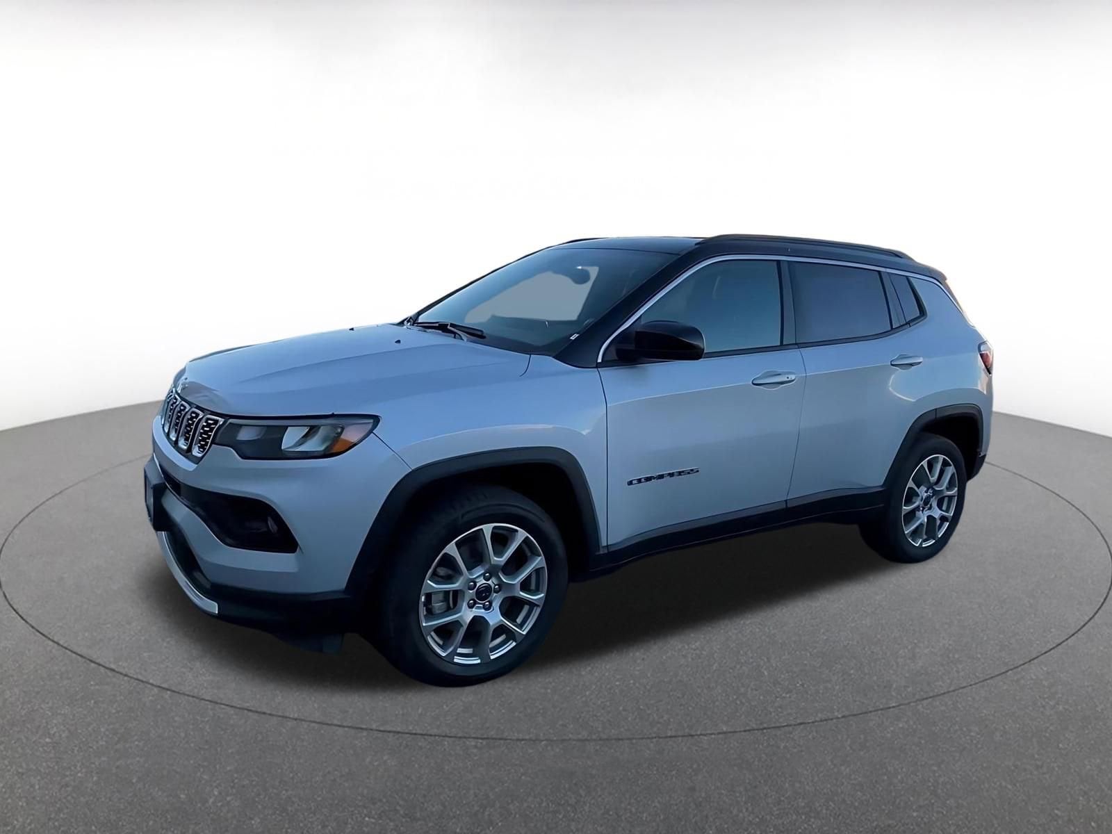 Thumbnail: 2025 Jeep Compass - 8