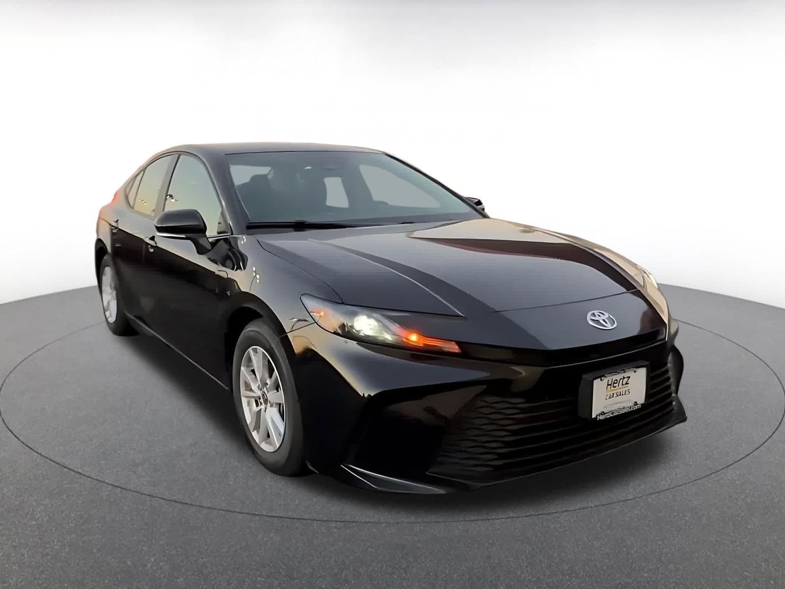 Thumbnail: 2025 Toyota Camry - 3