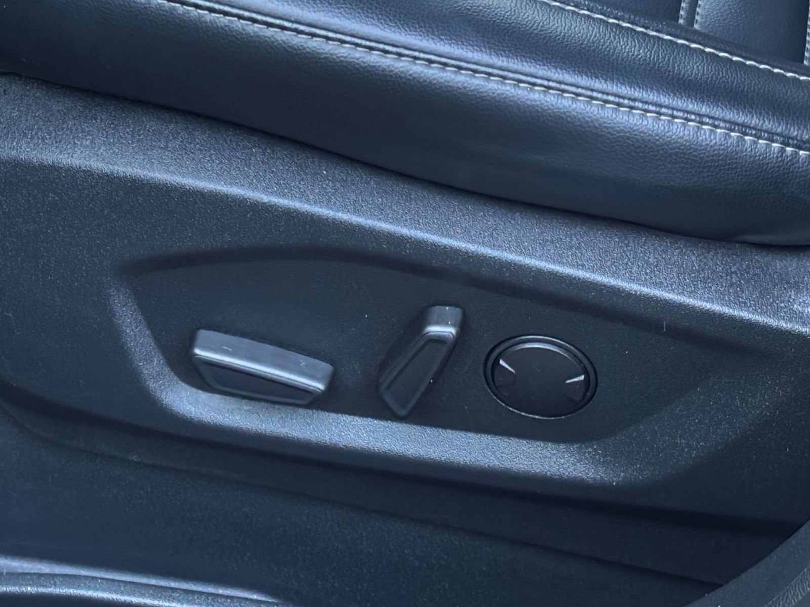 Thumbnail: 2024 Ford Edge - 23