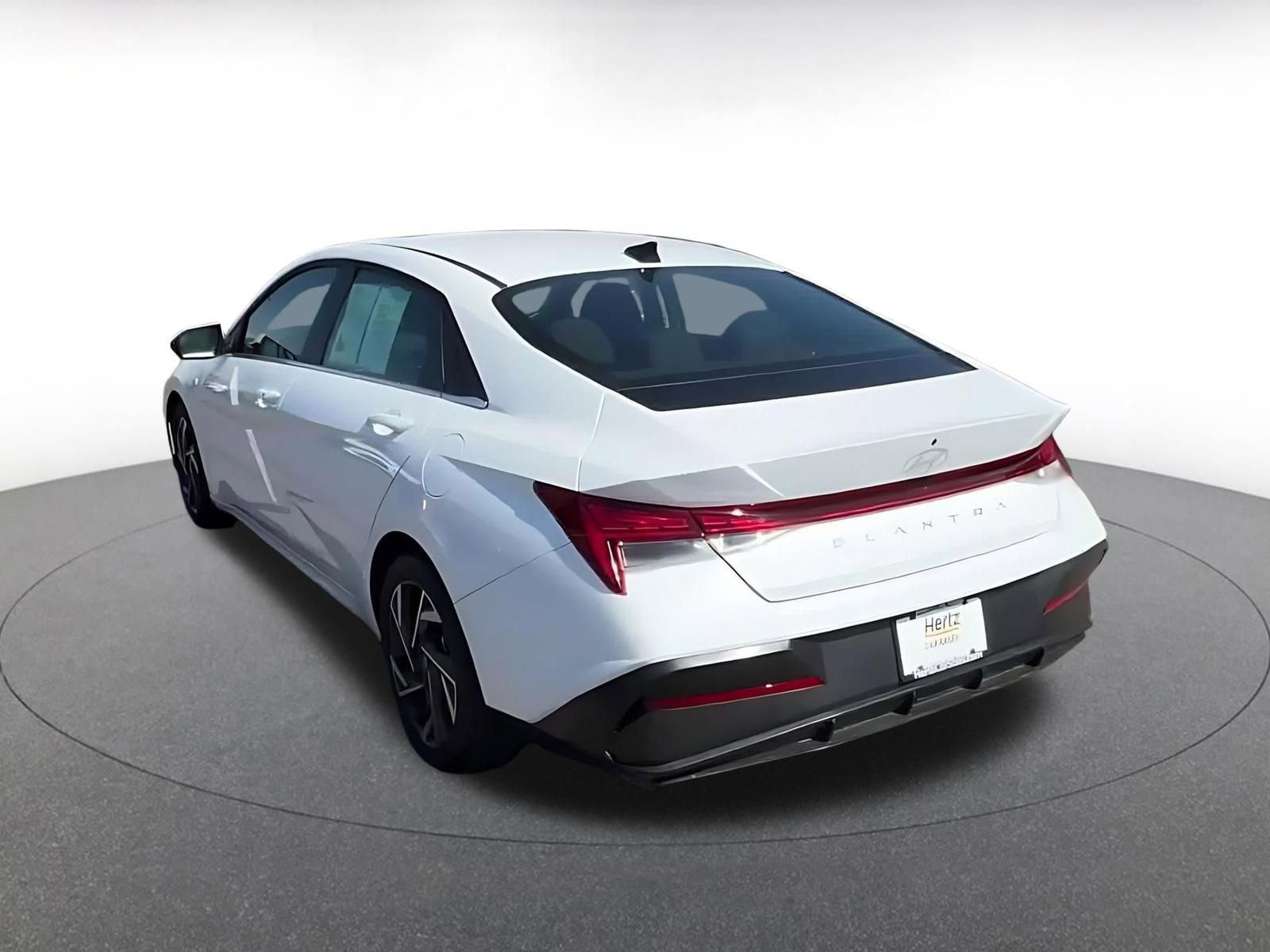 Thumbnail: 2025 Hyundai Elantra - 11