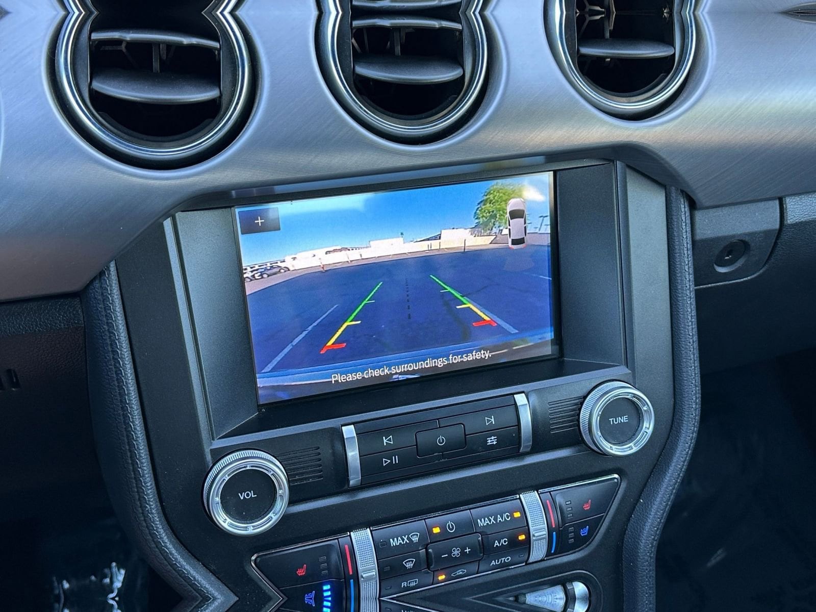 2023 Ford Mustang  17
