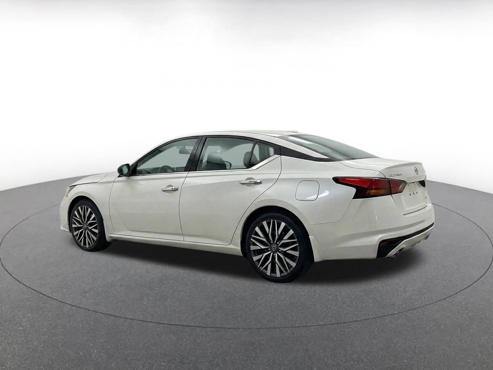 Thumbnail: 2025 Nissan Altima - 7