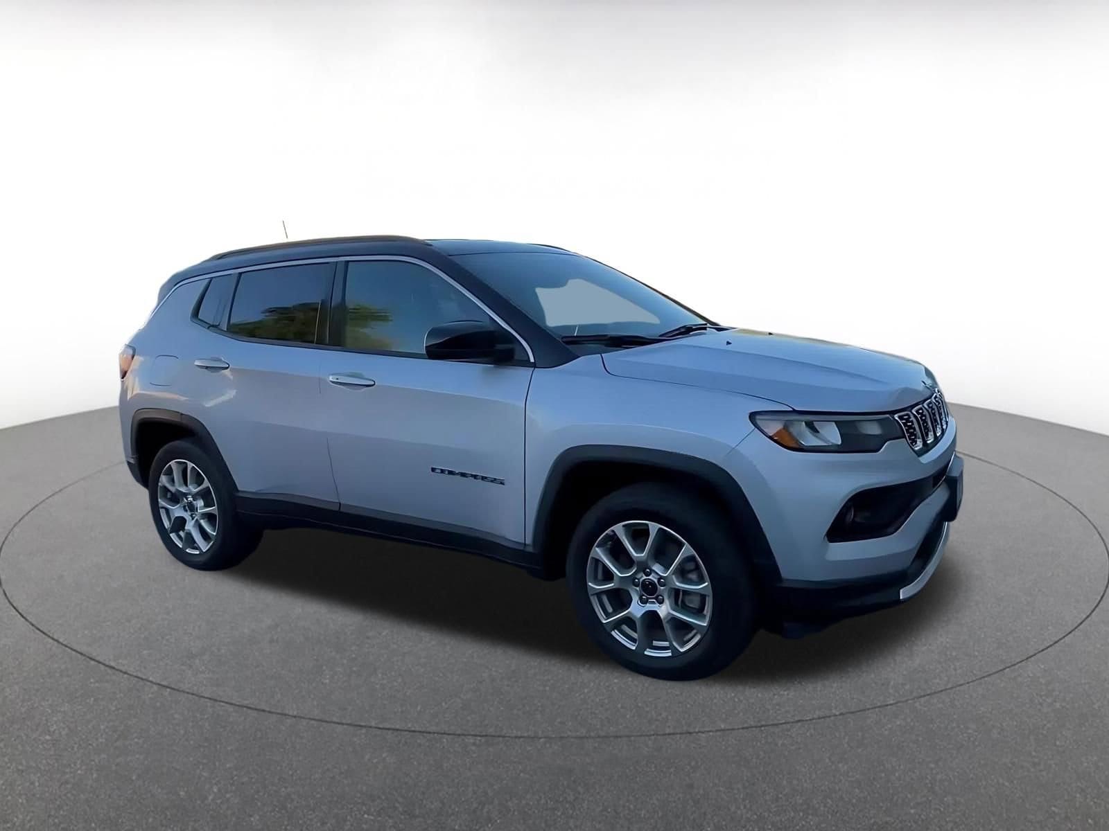 Thumbnail: 2025 Jeep Compass - 2