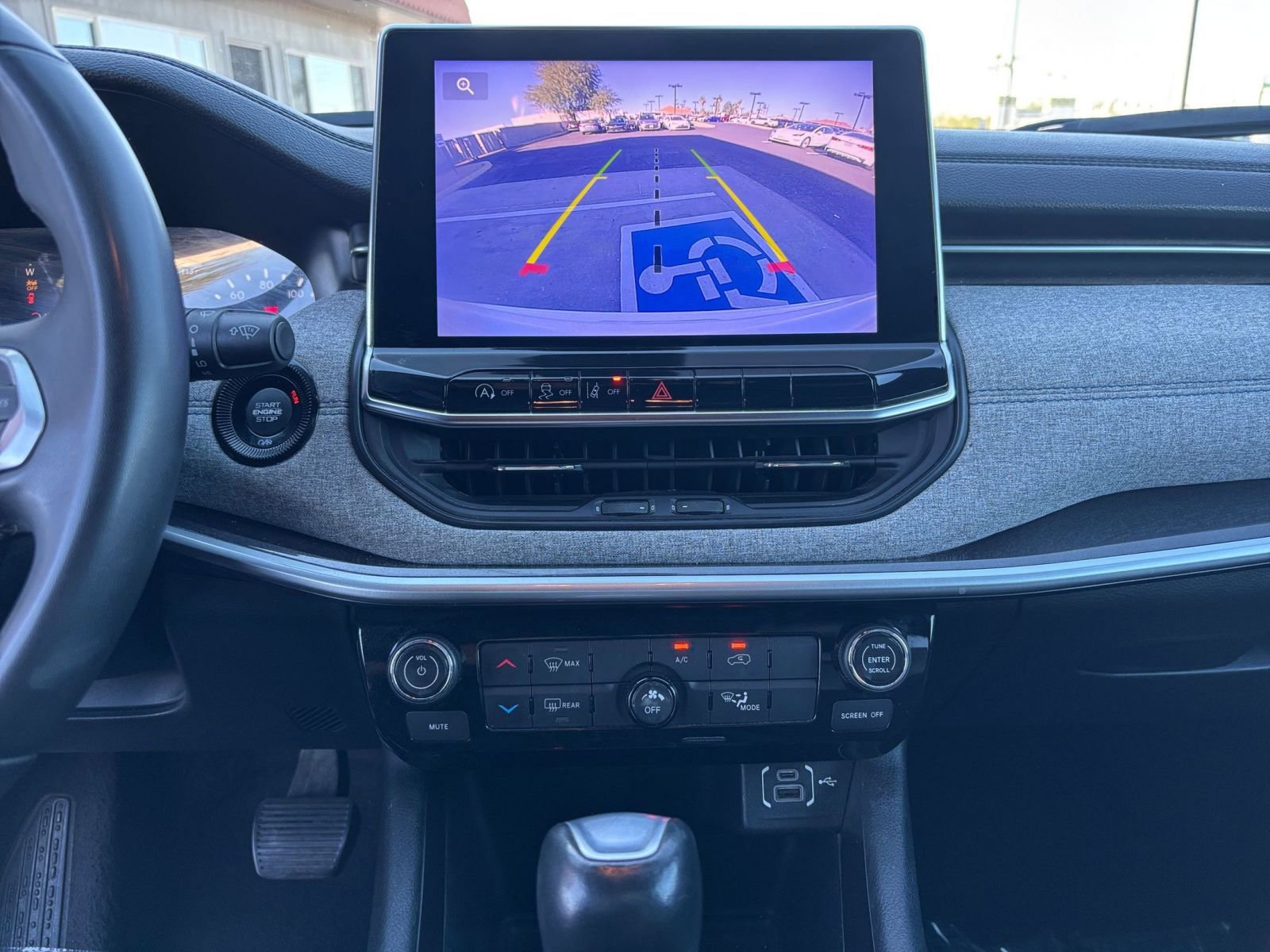 Thumbnail: 2023 Jeep Compass - 18