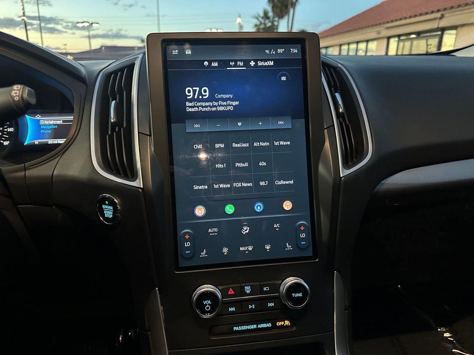 2024 Ford Edge SEL 18