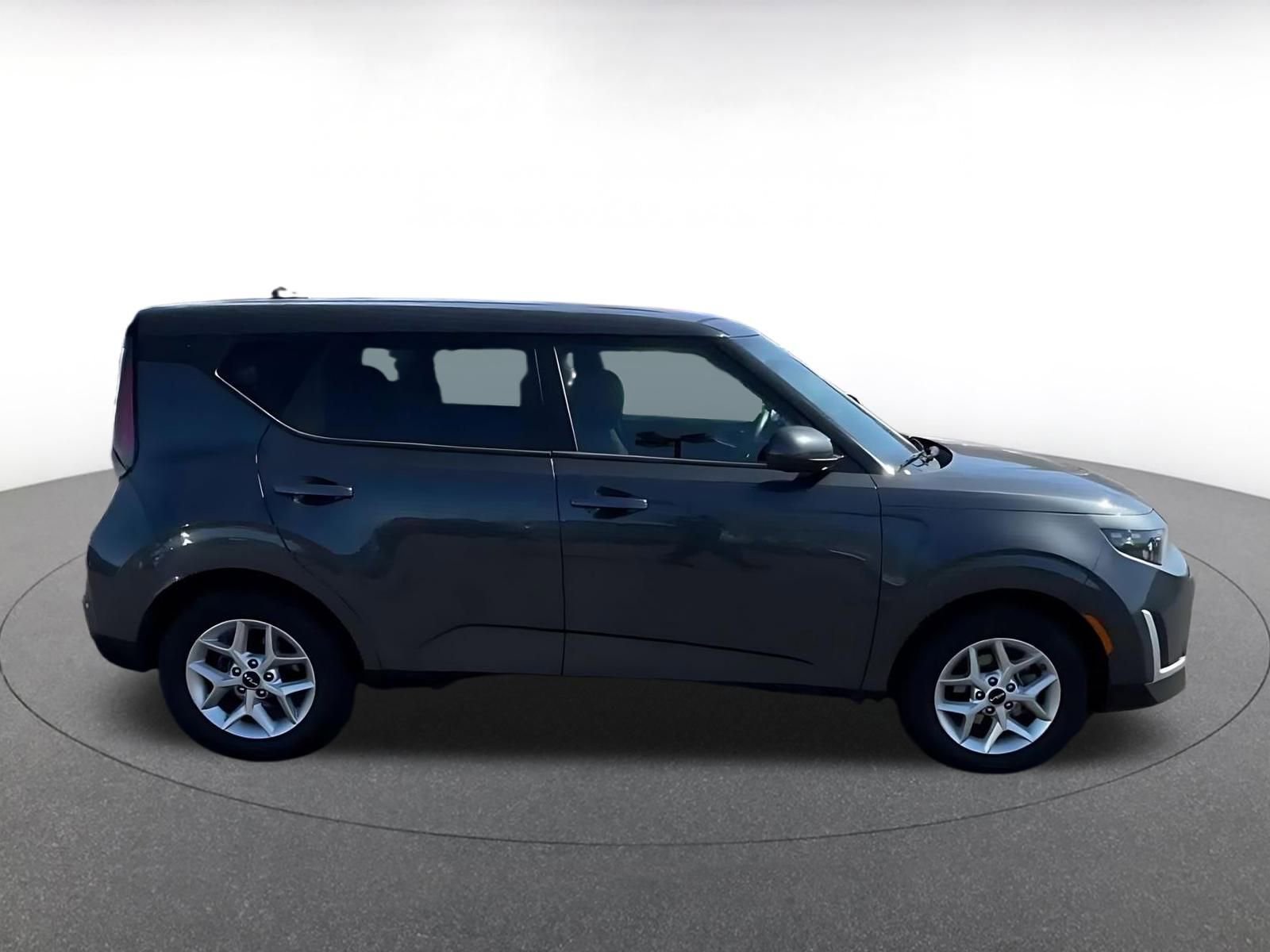 Thumbnail: 2025 Kia Soul - 16