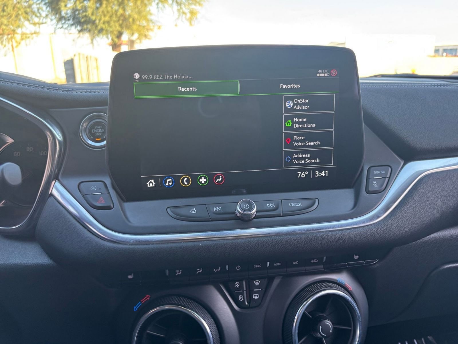 Thumbnail: 2025 Chevrolet Blazer - 21