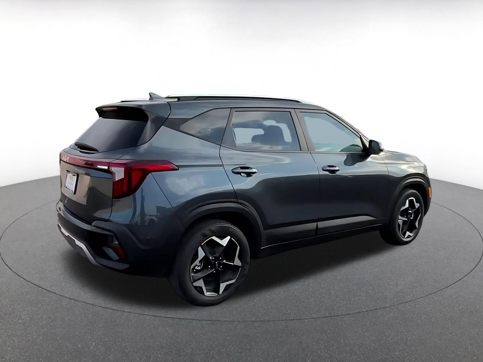 Thumbnail: 2025 Kia Seltos - 15