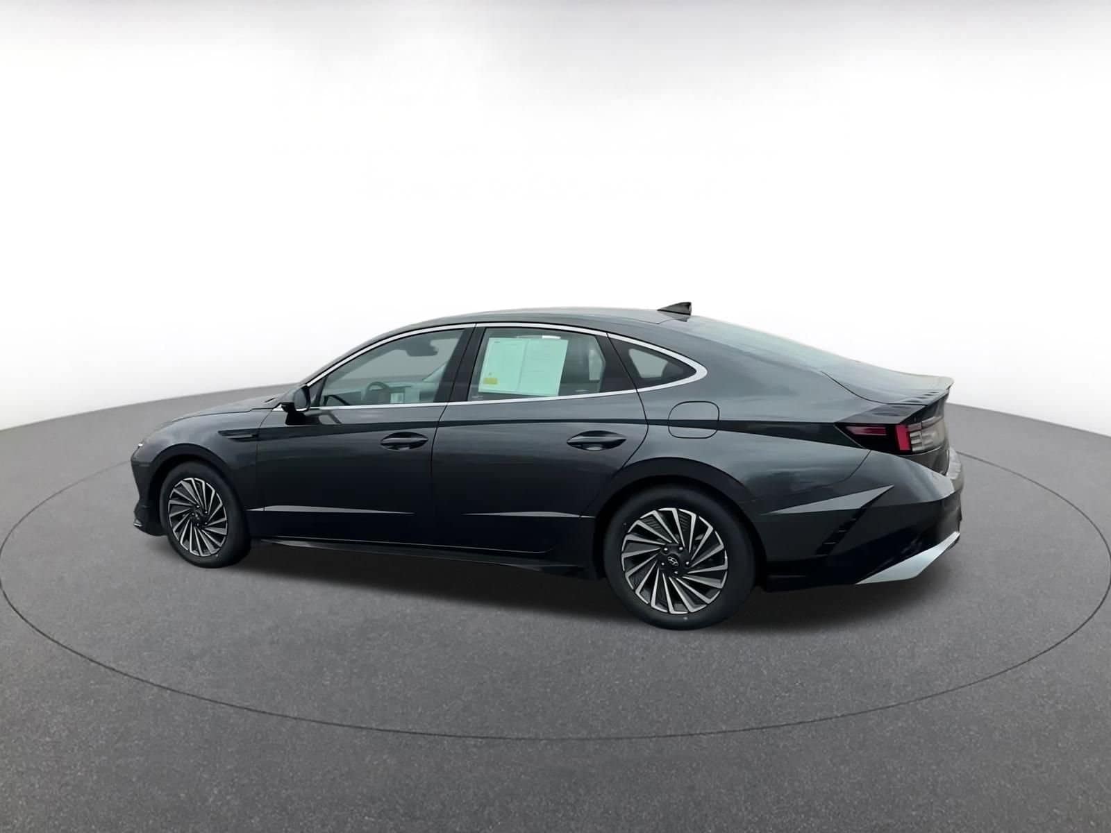 Thumbnail: 2024 Hyundai Sonata - 11