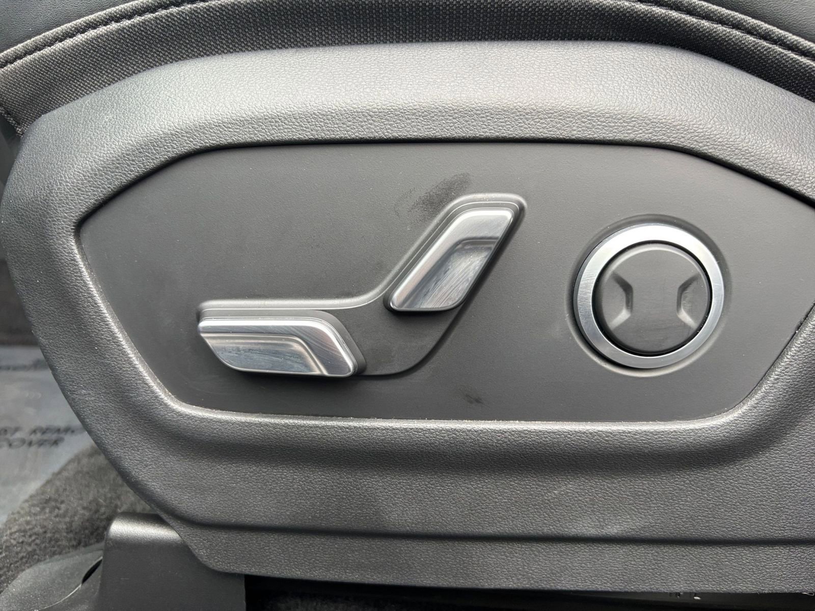 Thumbnail: 2025 Hyundai Santa Fe - 24