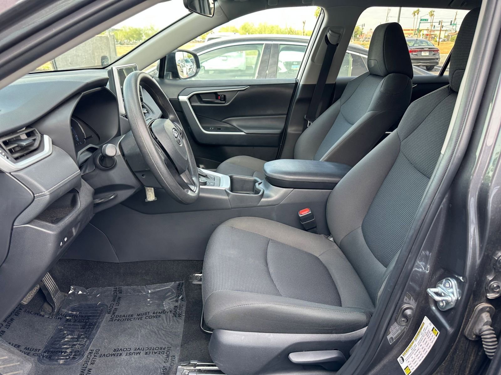 Thumbnail: 2025 Toyota RAV4 - 35