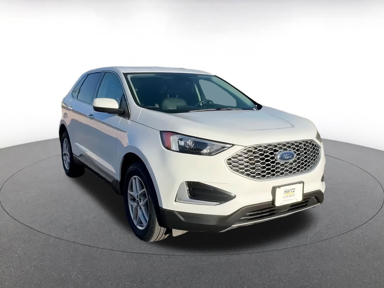 Thumbnail: 2024 Ford Edge - 3