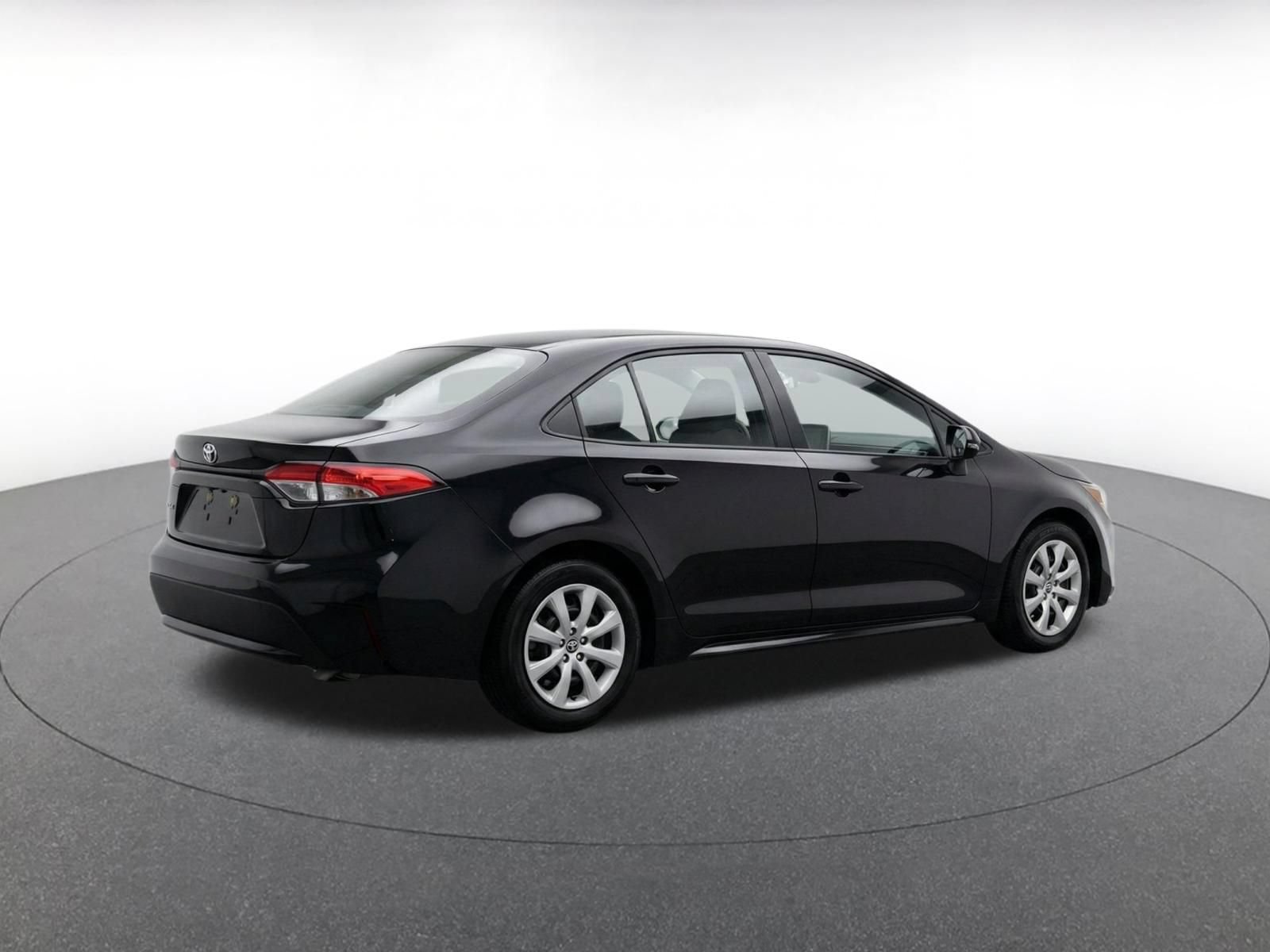 Thumbnail: 2025 Toyota Corolla - 9