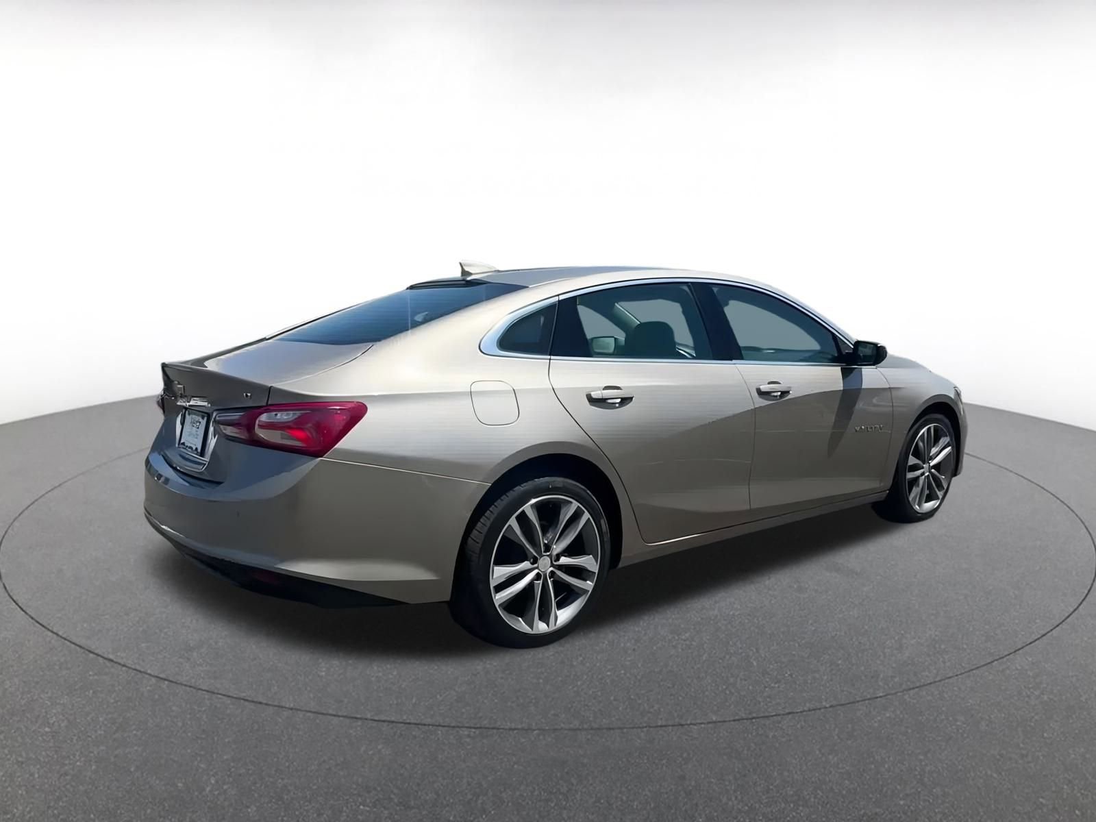 Thumbnail: 2024 Chevrolet Malibu - 15