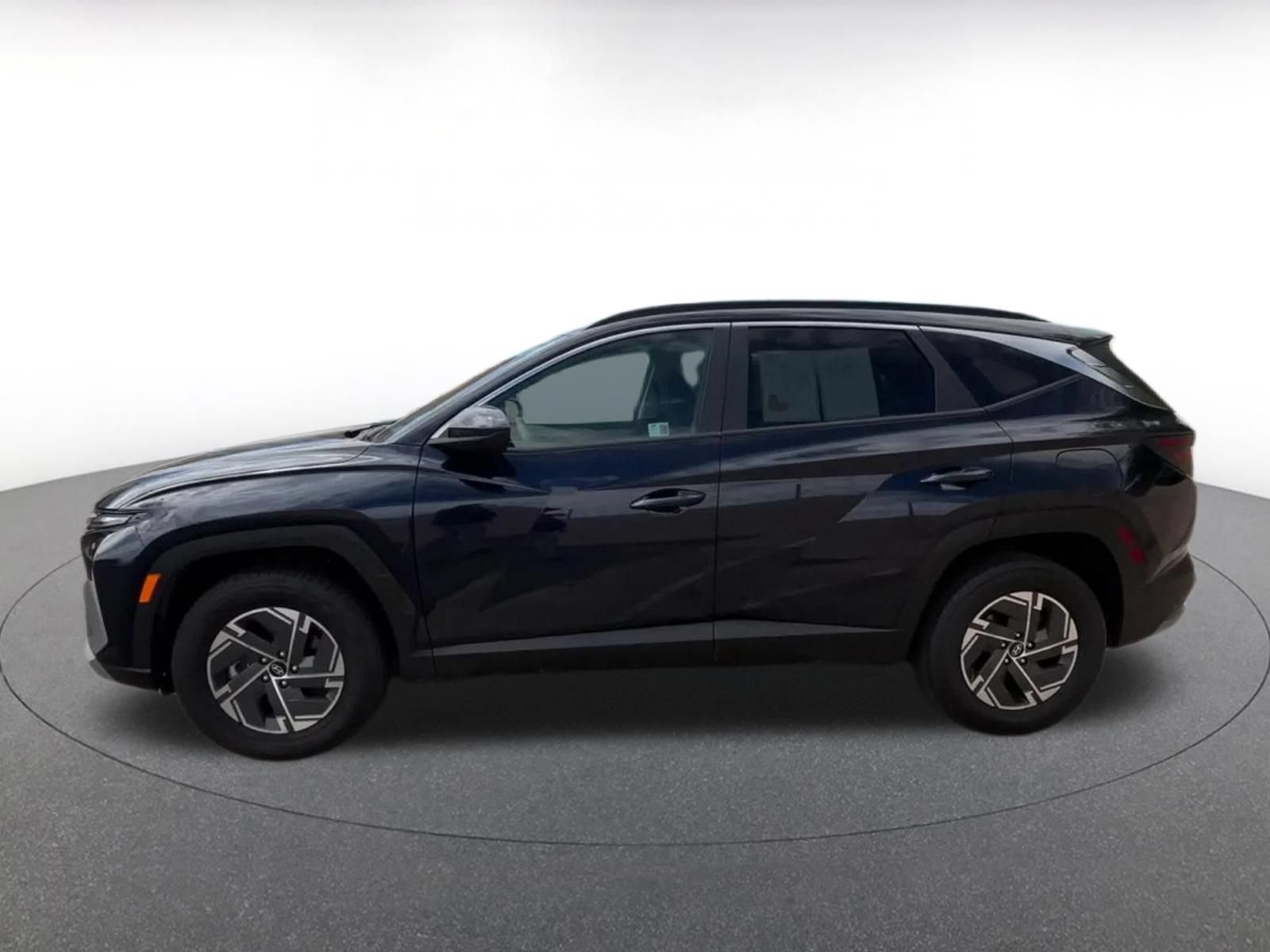 Thumbnail: 2025 Hyundai Tucson - 9