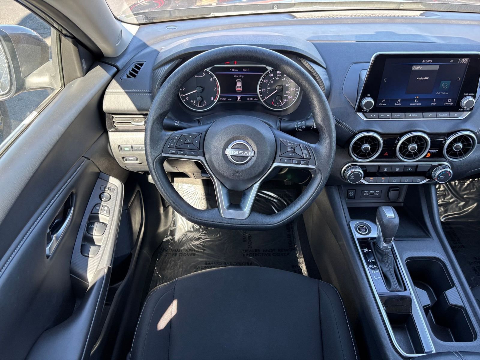 Thumbnail: 2025 Nissan Sentra - 32