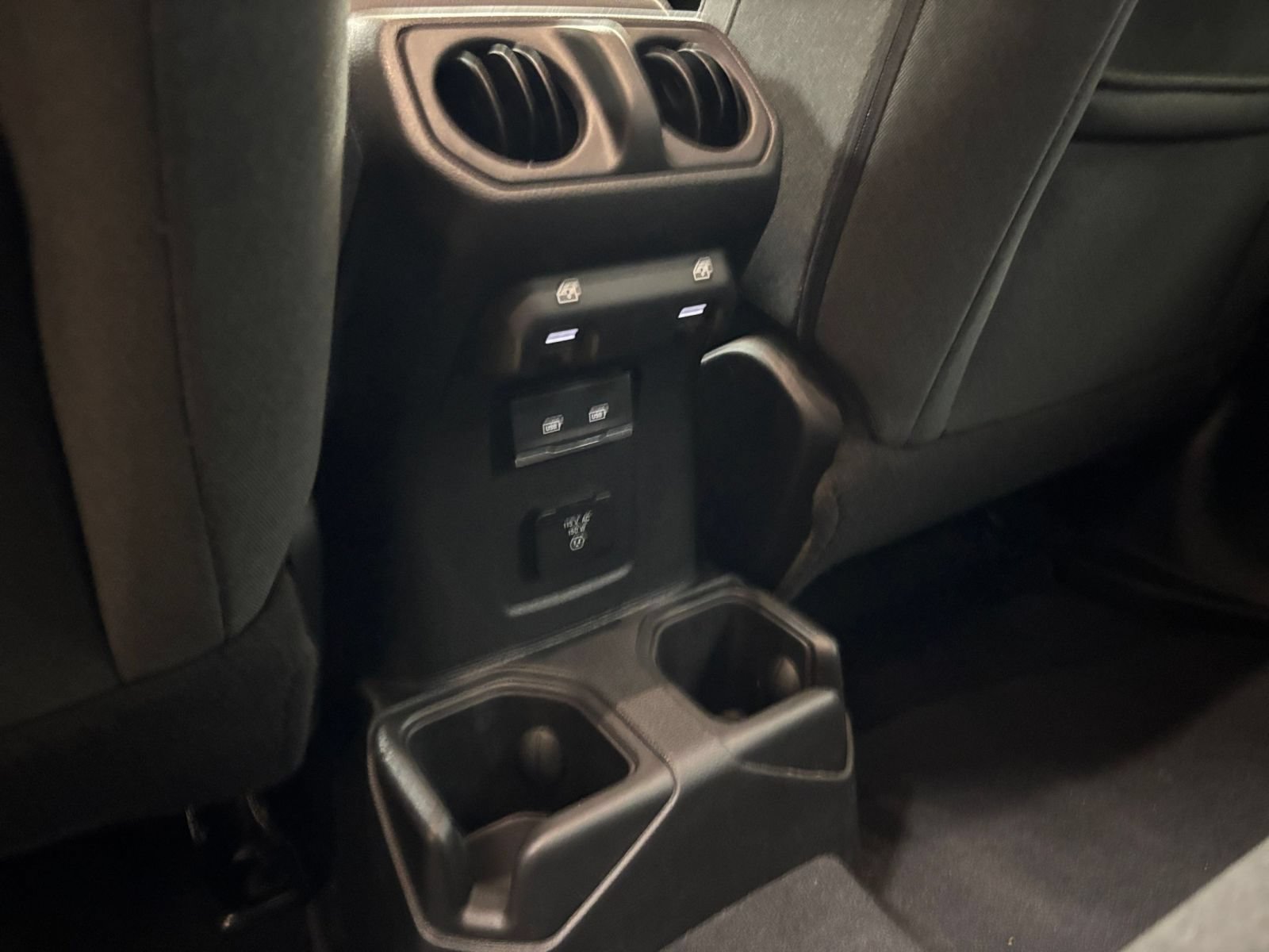 Thumbnail: 2025 Jeep Wrangler - 22
