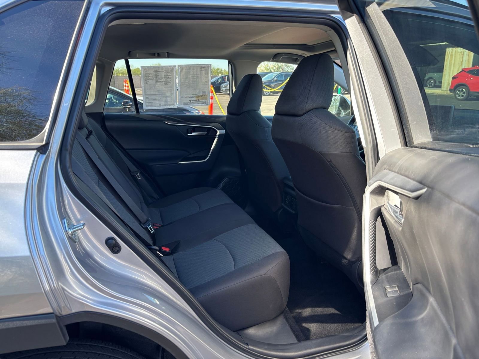 Thumbnail: 2025 Toyota RAV4 - 28