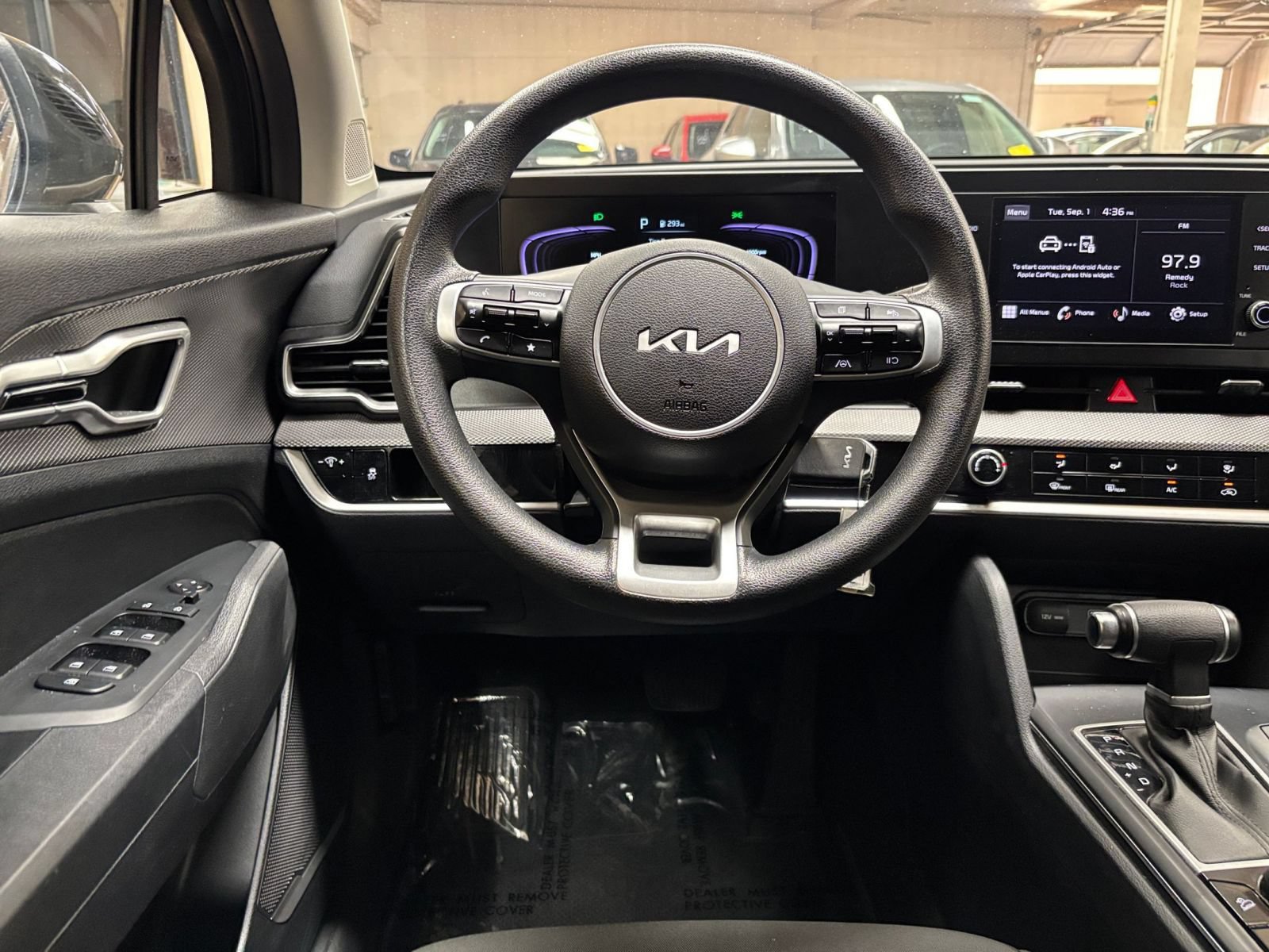 Thumbnail: 2025 Kia Sportage - 32
