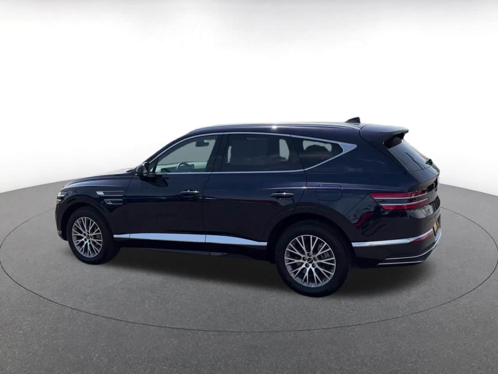Thumbnail: 2026 Genesis GV80 - 8