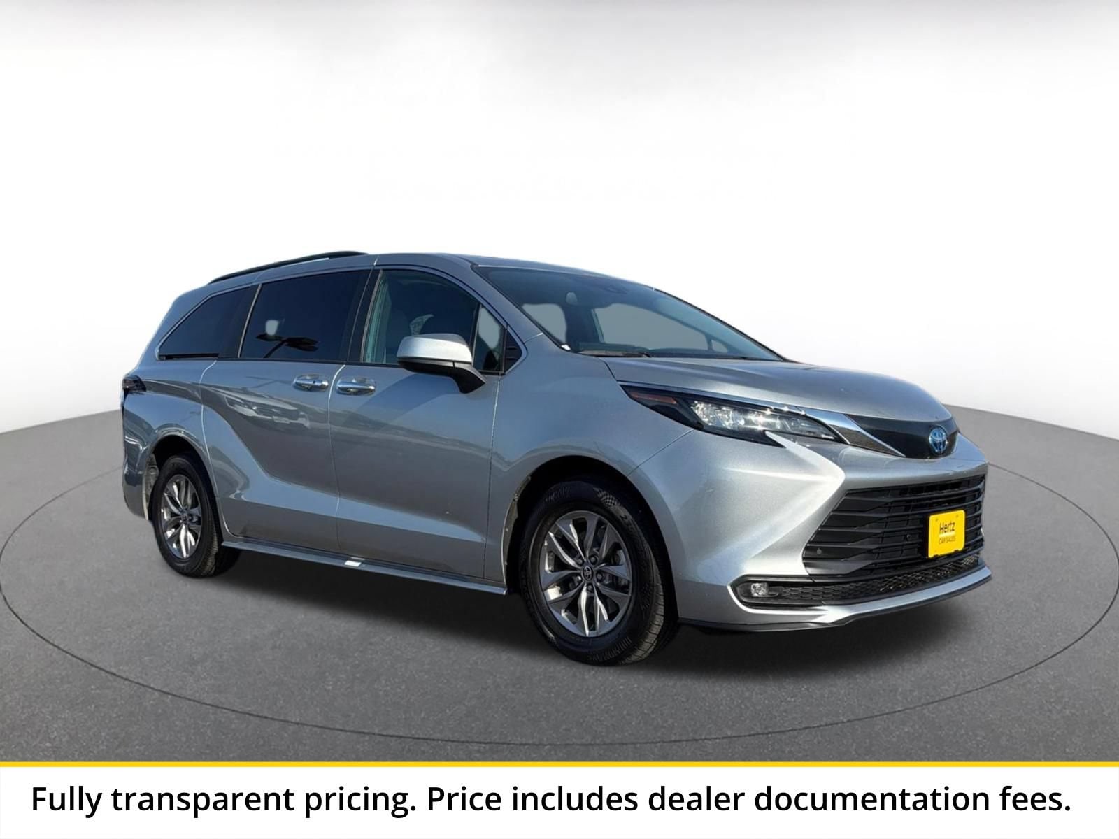 Thumbnail: 2025 Toyota Sienna - 1