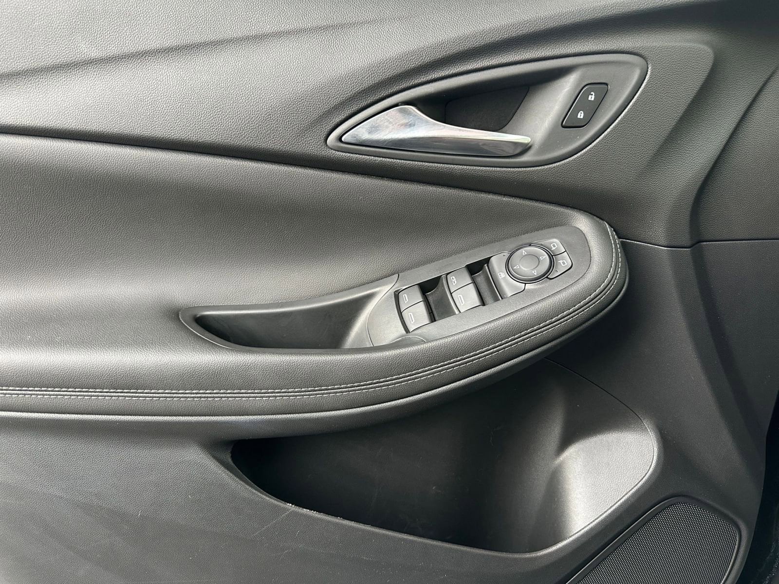 Thumbnail: 2025 Buick Encore GX - 20