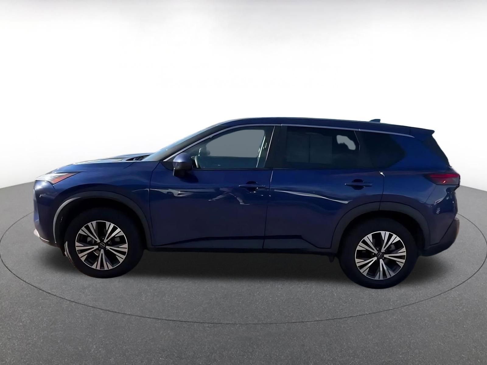 Thumbnail: 2023 Nissan Rogue - 9