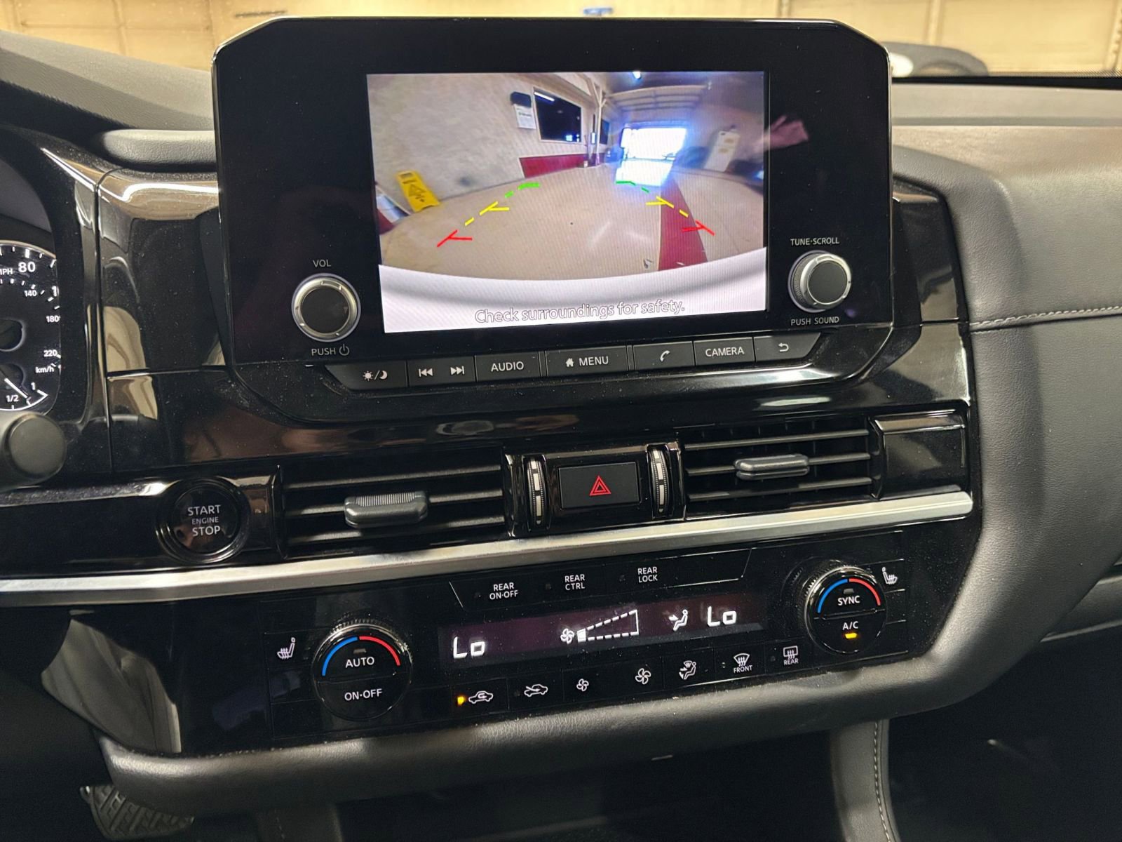 Thumbnail: 2025 Nissan Pathfinder - 17