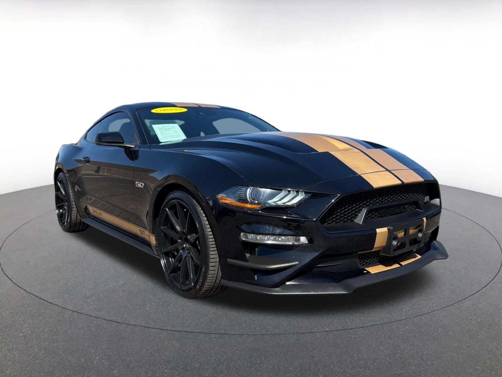 Thumbnail: 2022 Ford Mustang - 1