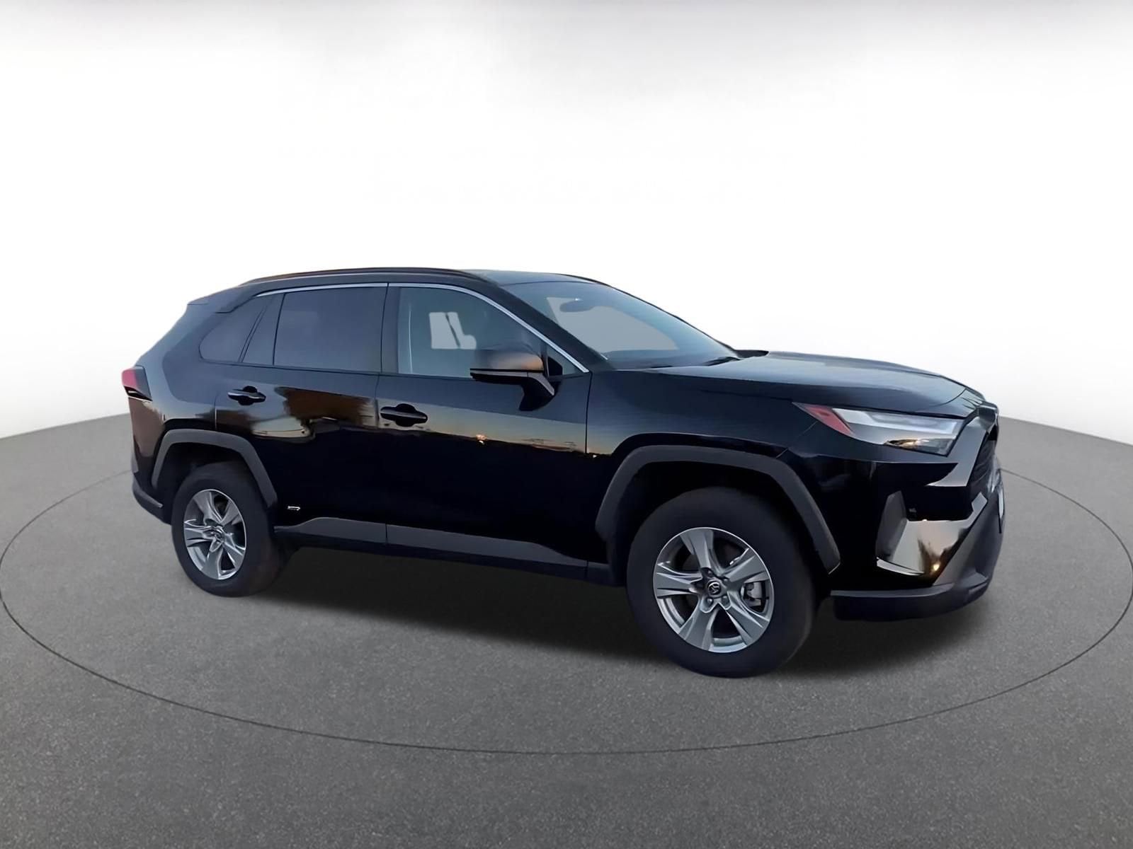 Thumbnail: 2025 Toyota RAV4 - 2