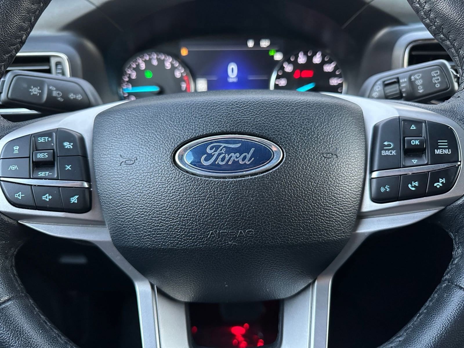 Thumbnail: 2024 Ford Explorer - 29