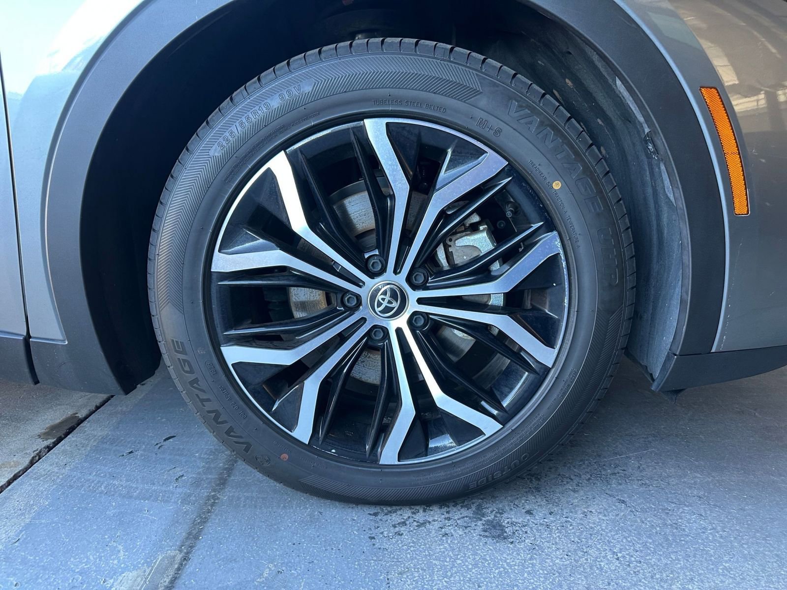 Thumbnail: 2025 Toyota Crown - 30