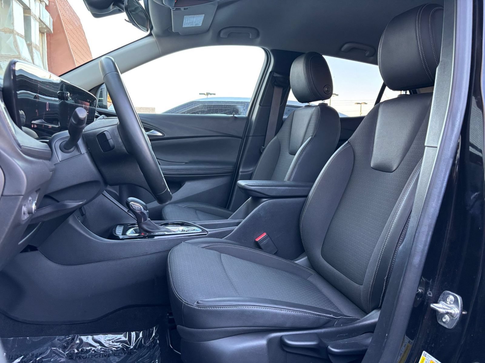 Thumbnail: 2025 Buick Encore GX - 25