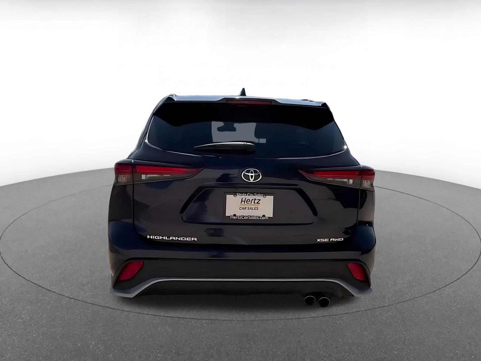 Thumbnail: 2025 Toyota Highlander - 12
