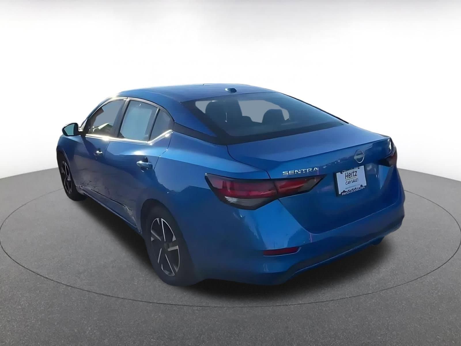 Thumbnail: 2025 Nissan Sentra - 11