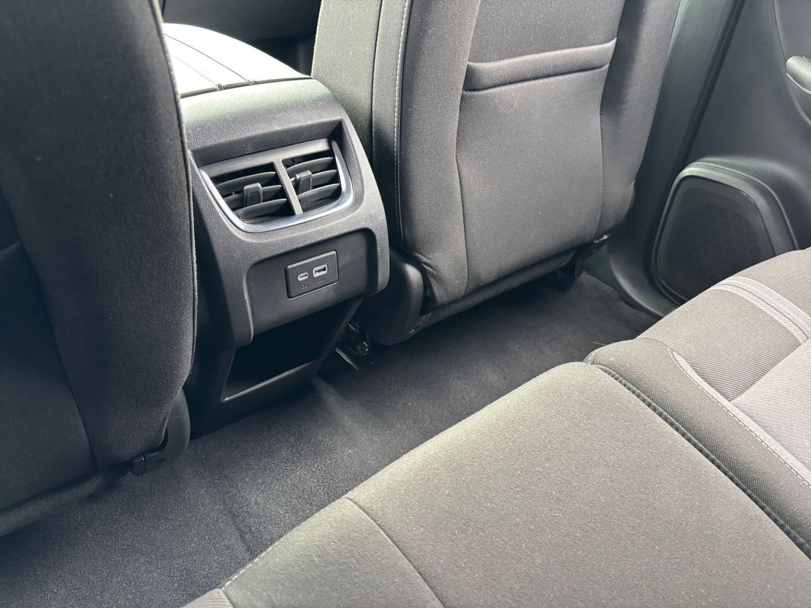 Thumbnail: 2025 Chevrolet Blazer - 24