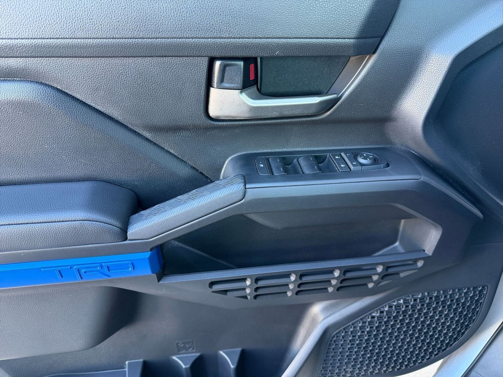 Thumbnail: 2025 Toyota Tacoma - 20