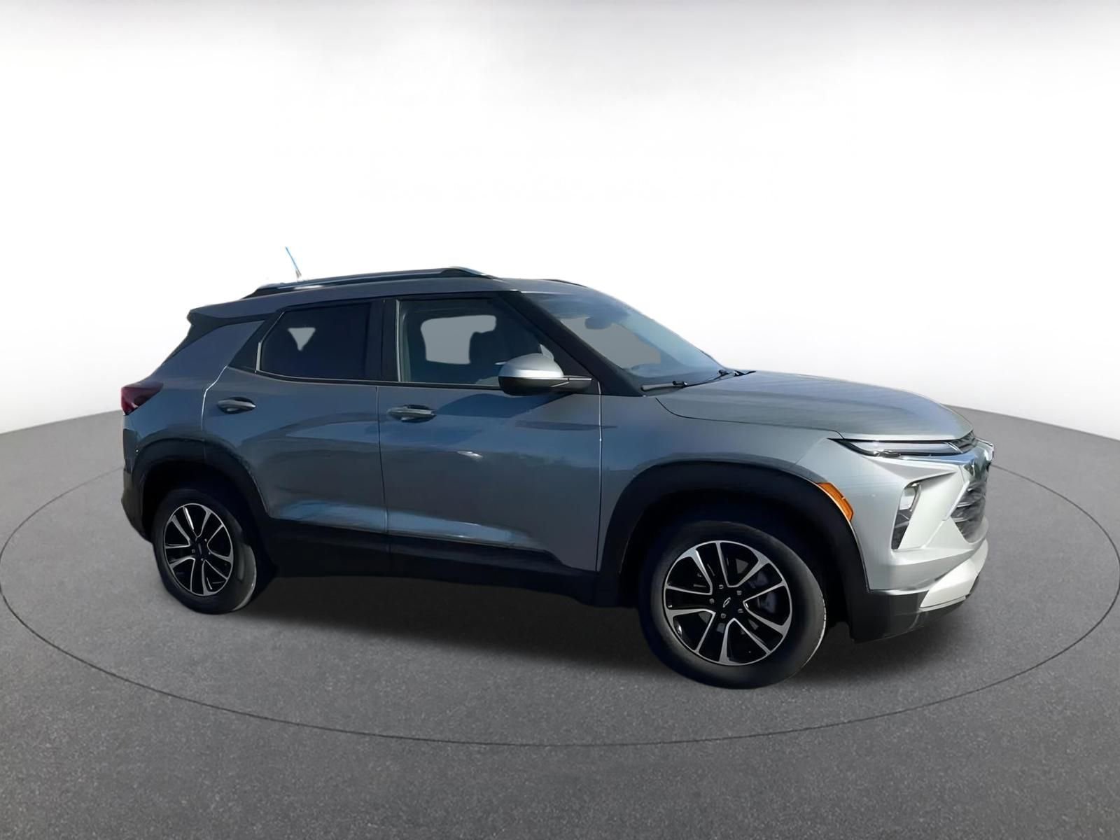 Thumbnail: 2025 Chevrolet TrailBlazer - 2