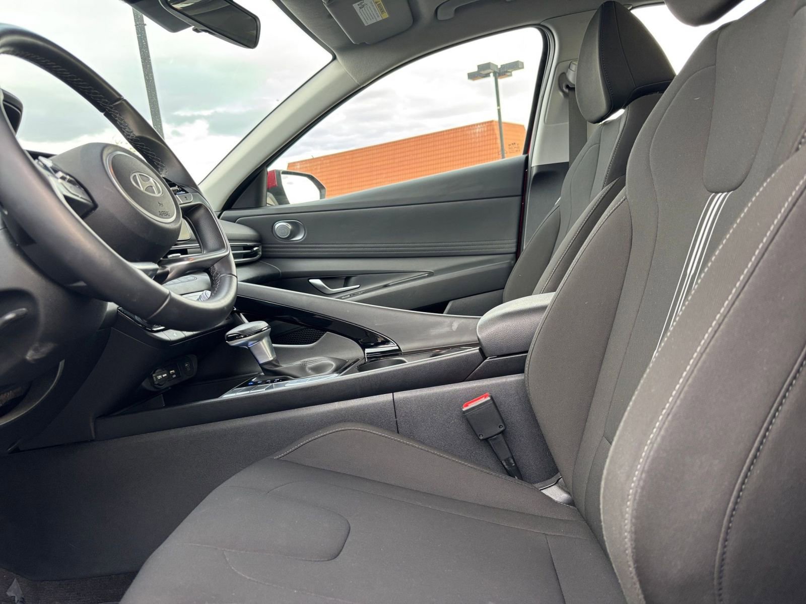 Thumbnail: 2025 Hyundai Elantra - 27