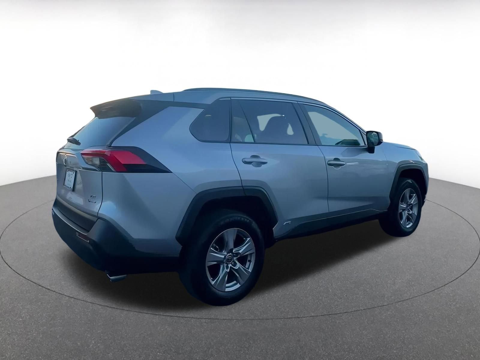 Thumbnail: 2025 Toyota RAV4 - 14